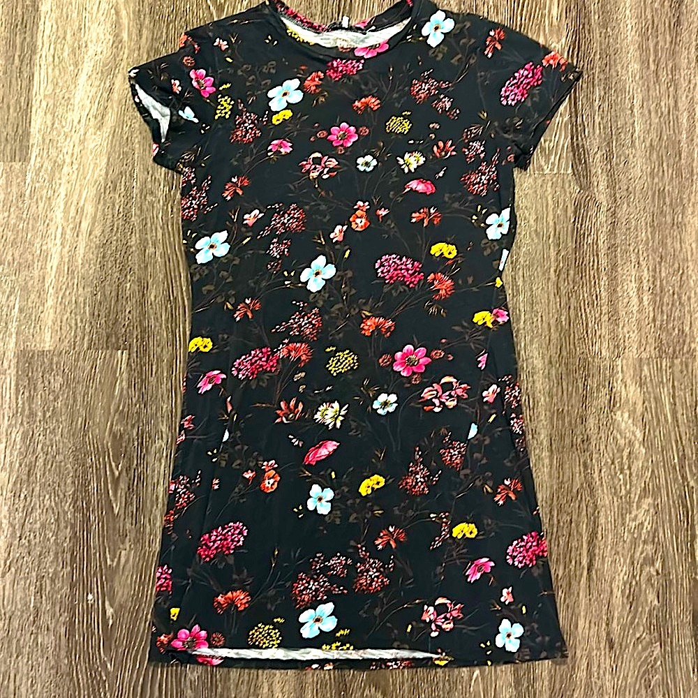 Pam & Gela floral midi t-shirt dress